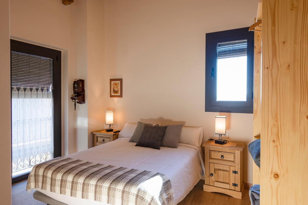 Cal Marti De Gironella Villa ภายนอก รูปภาพ